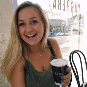 Meet your Posher, Katelyn